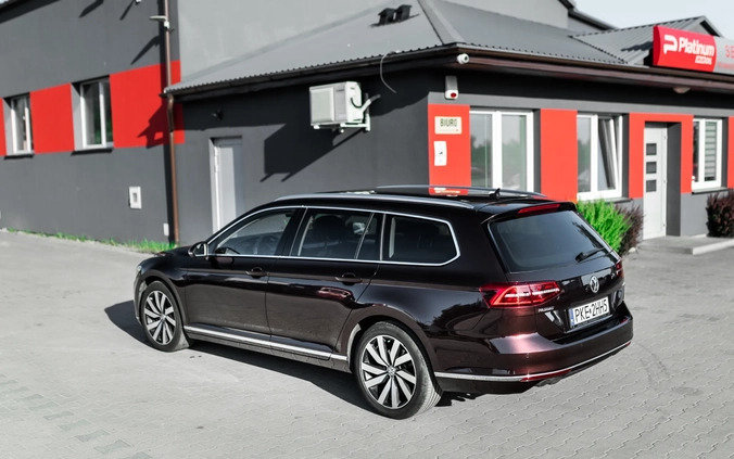 Volkswagen Passat cena 87900 przebieg: 184400, rok produkcji 2017 z Dobra małe 46
